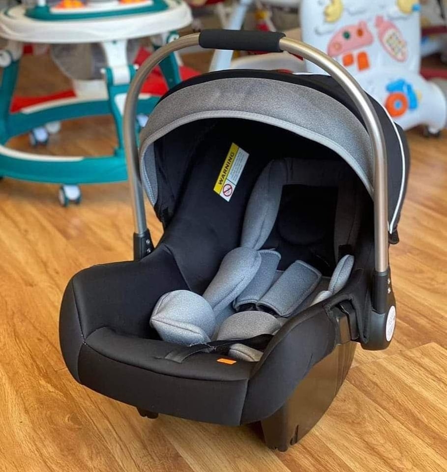 Baby Carrier Car Seat (0-13kg)- Black & Gray