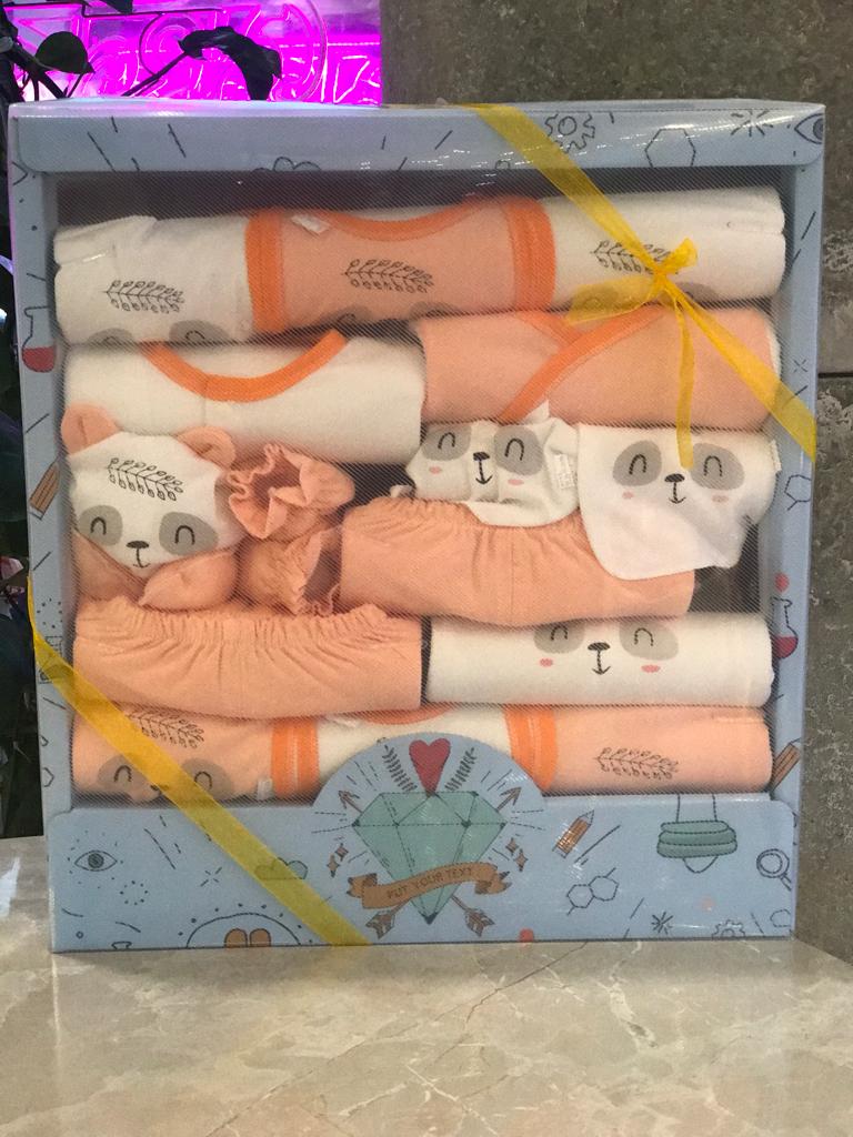 BanjVall Newborn 18 Pcs Gift Set