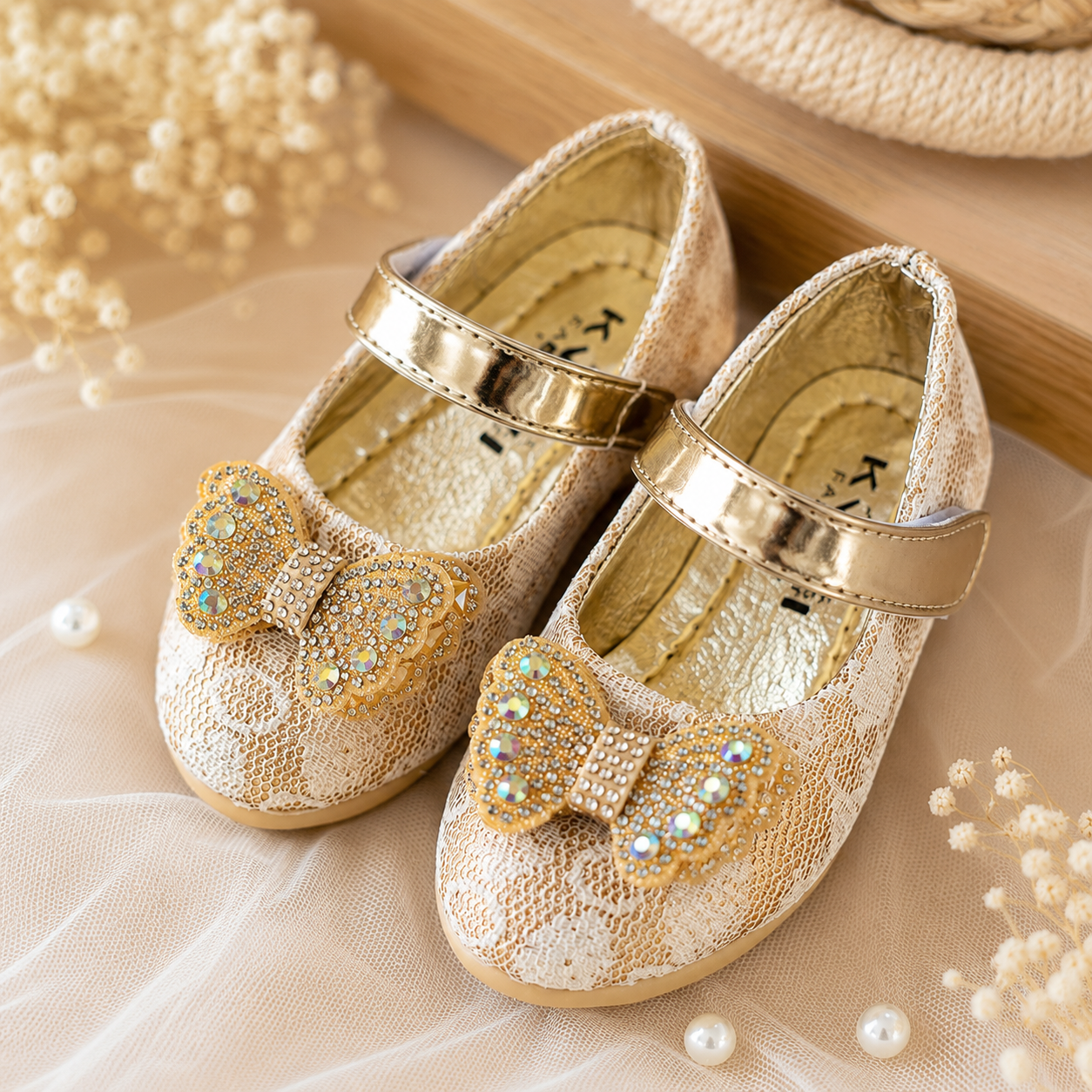 Girls Glitter Bow Lace Mary Jane Shoes- Gold (2-2.5Y)