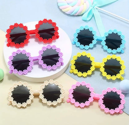 Kid's Trendy Flower Round Frame Sunglass (Random)
