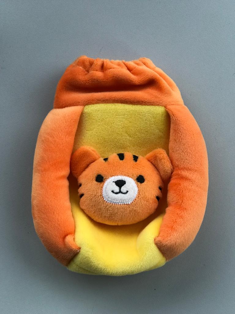 Little Home Baby Cartoon Feeder Cover