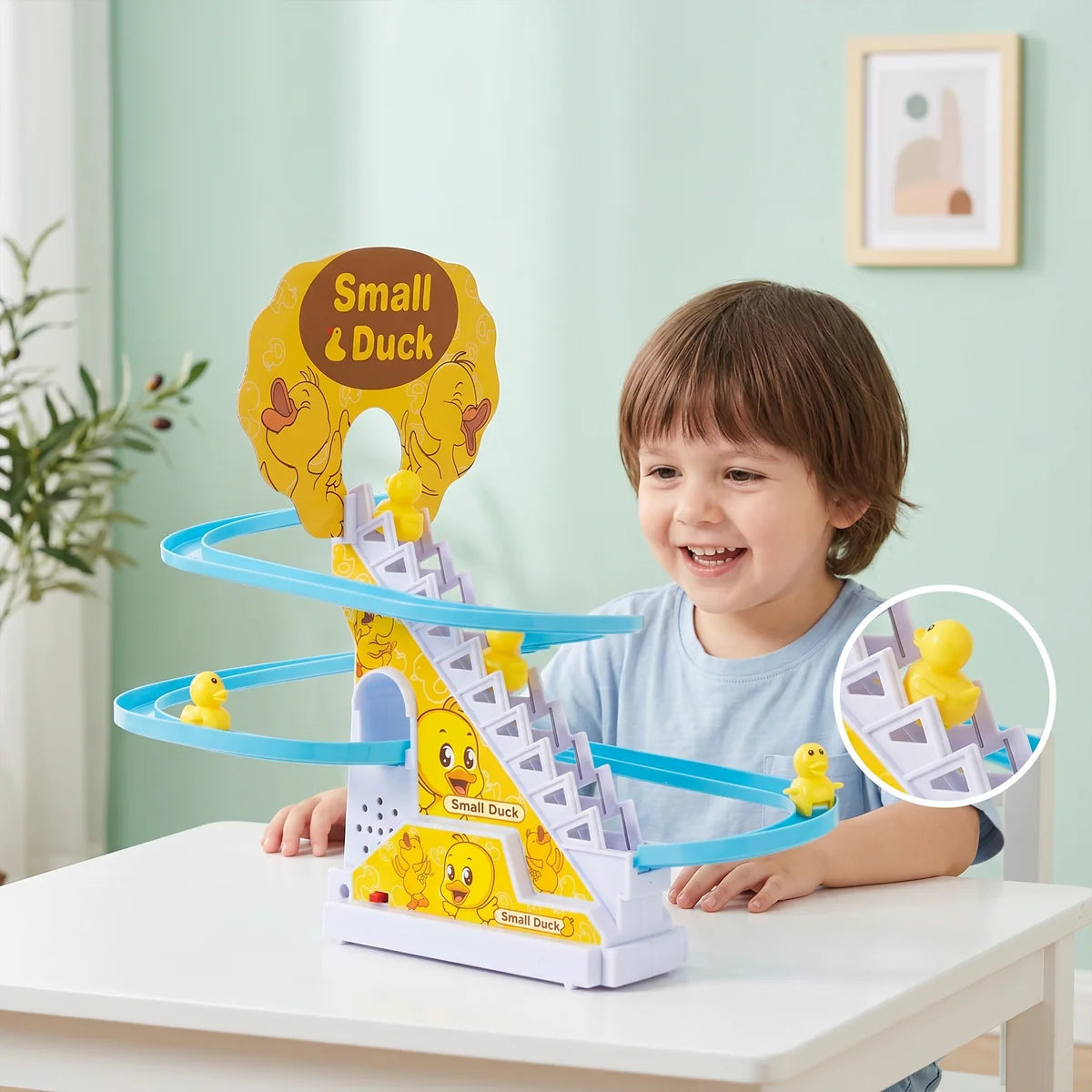 Small Duck Climbing Stairs Toy (3Y+)