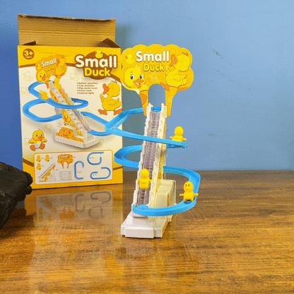 Small Duck Climbing Stairs Toy (3Y+)