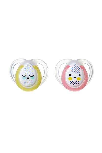 Tommee Tippee Night Time Soothers (0-6 Months)- 2Pcs