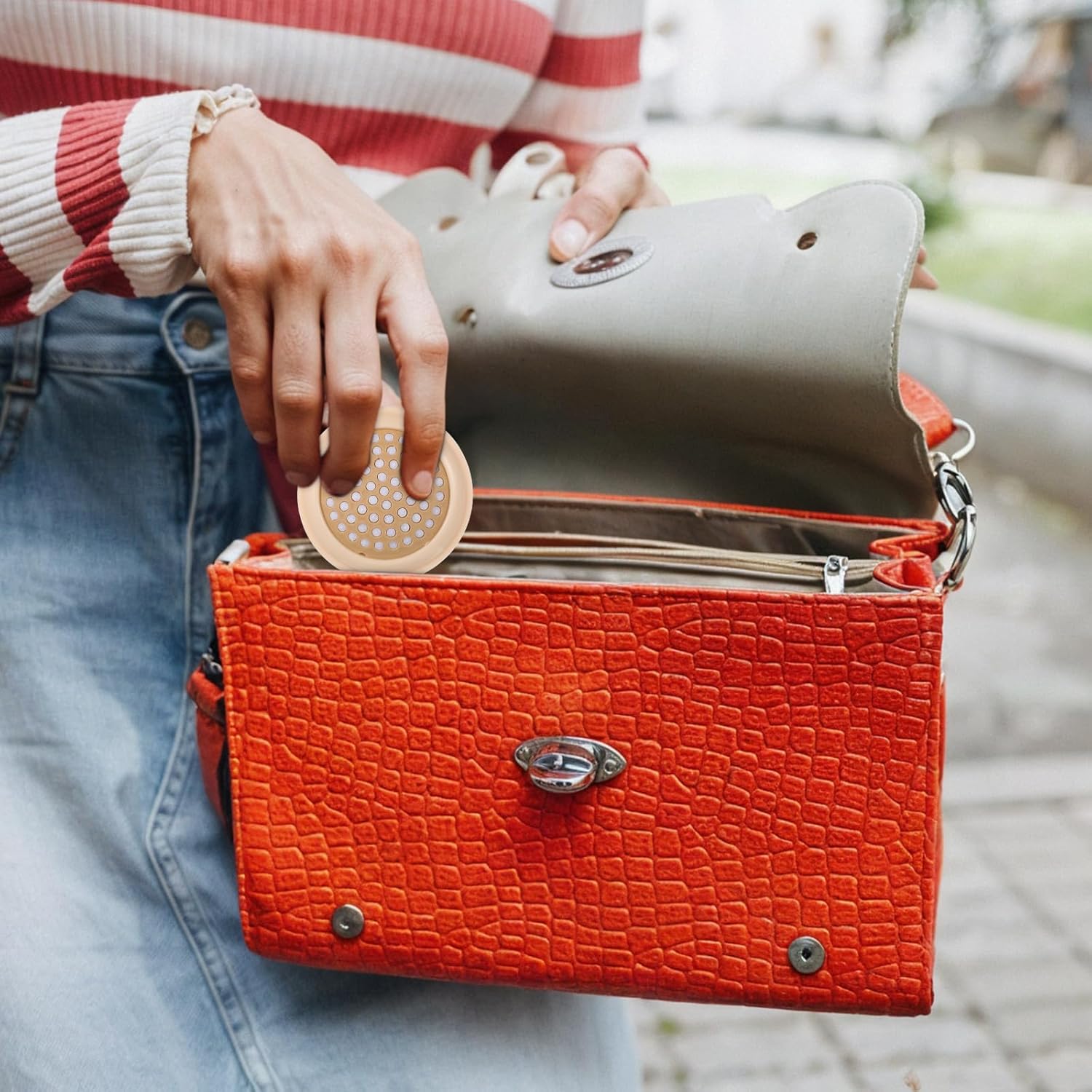 Women's Foldable Travel Hair Brush with Compact Mirror